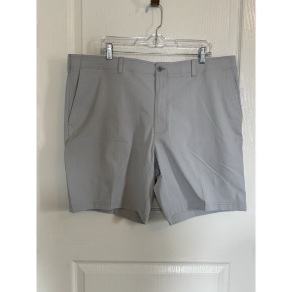 Nicklaus Eco Choice Men's Golf Shorts In Light Gray with 8-inch Inseam Size 40 - Picture 3 of 10